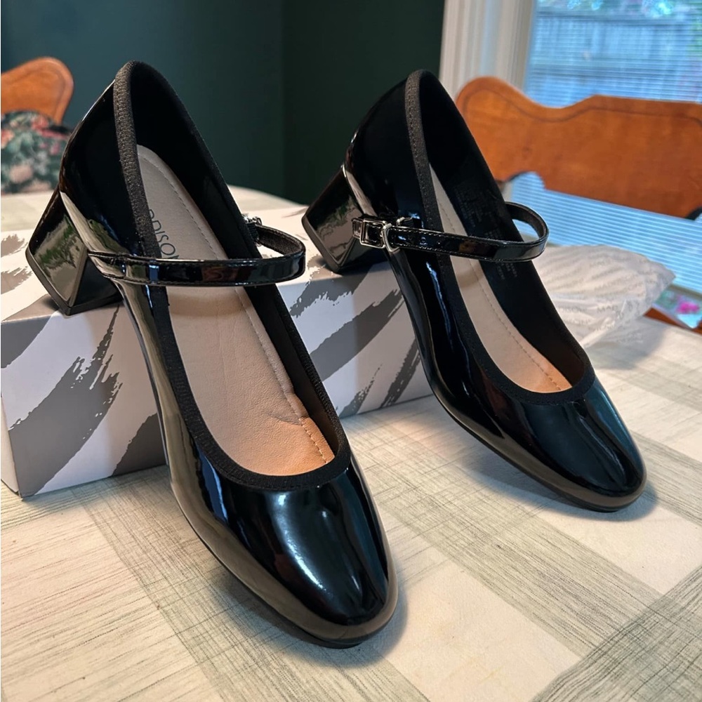 Maddison | Mary Jane Black Patent Shoes | Size 6 | Never worn | 1 1/2in heel - Picture 2 of 8